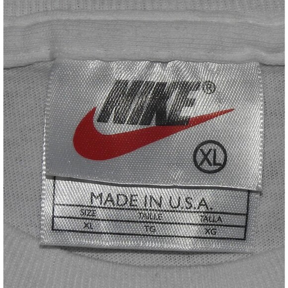 Vintage 90s Nike Basketball White Tage T-Shirt Men's XL Made in USA - Picture 3 of 5